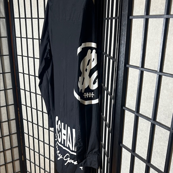 H&M Black Button-Up Shirt with Blue Label - Picture 4 of 5